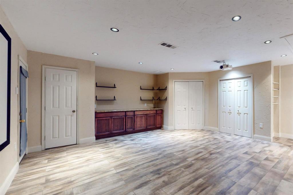 622 Meadowcrest Drive Property Photo 17