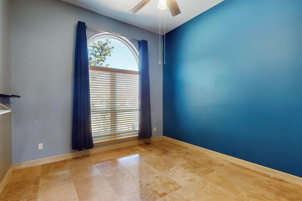 622 Meadowcrest Drive Property Photo 34