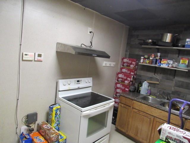 2218 Brown Street Property Photo 6