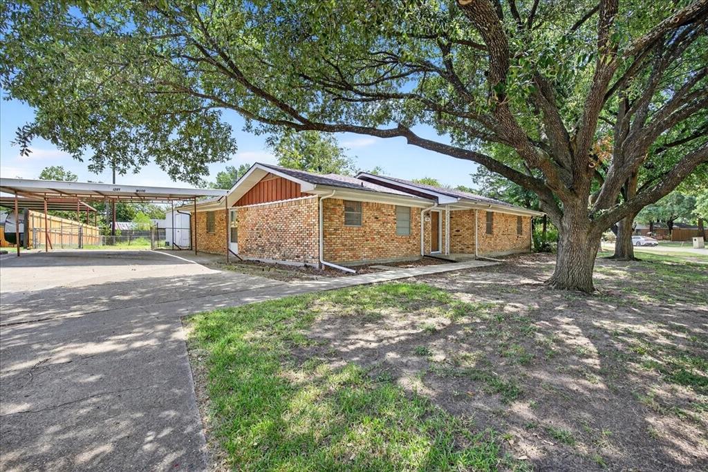 1207 Royal Drive Property Photo 1