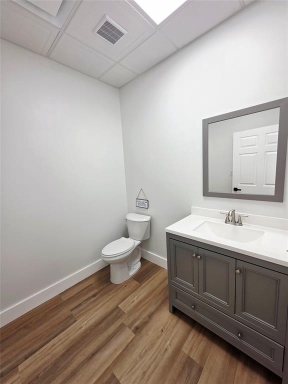 11277 Farmington Road Property Photo 5