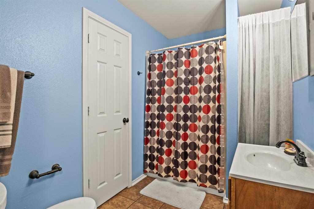 509 County Road 1309 Property Photo 18