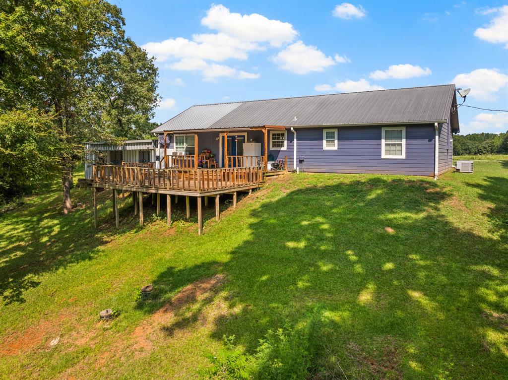 509 County Road 1309 Property Photo 26