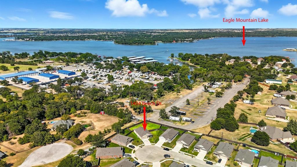 1404 Beach Drive Property Photo 1
