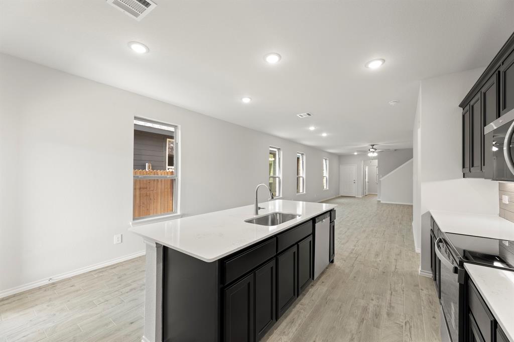 1733 Meadow Crest Drive Property Photo 25