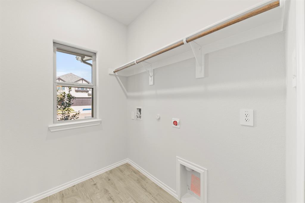 1733 Meadow Crest Drive Property Photo 37