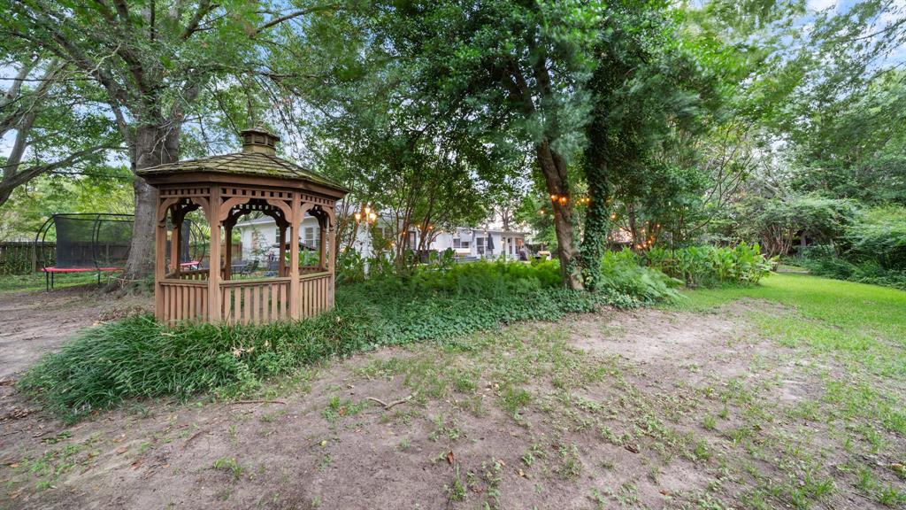 518 W Kansas Street Property Photo 24