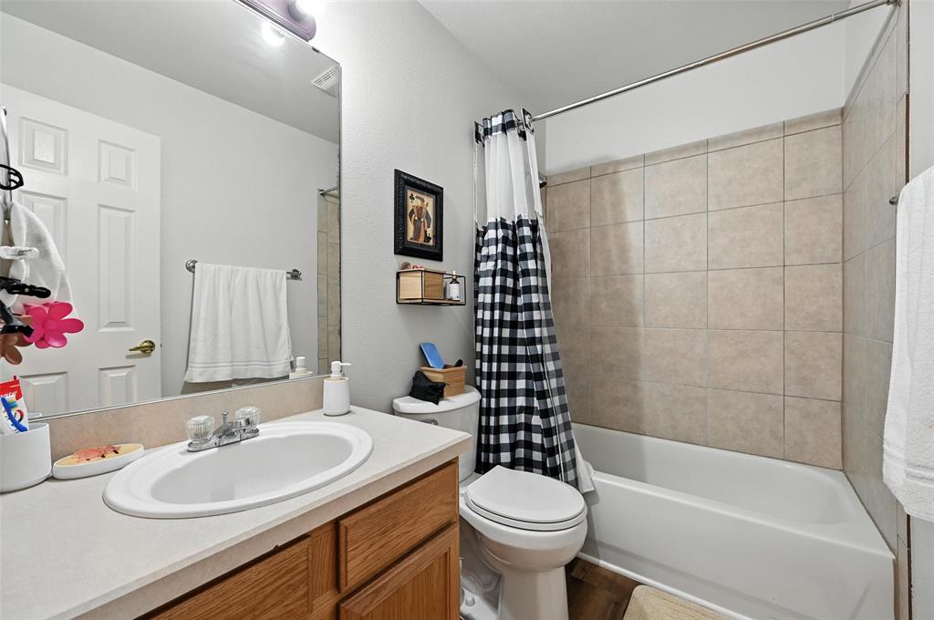 8005 Ederville Circle Property Photo 11