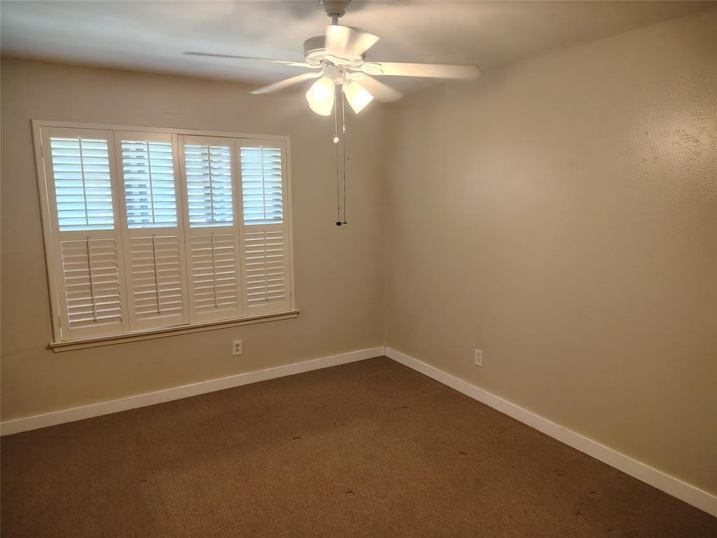 13849 Leinsper Green Street Property Photo 8