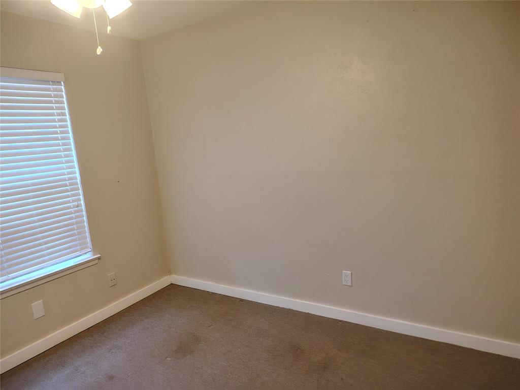 13849 Leinsper Green Street Property Photo 18