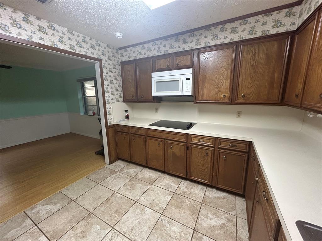 17320 Four Winds Way Property Photo 16