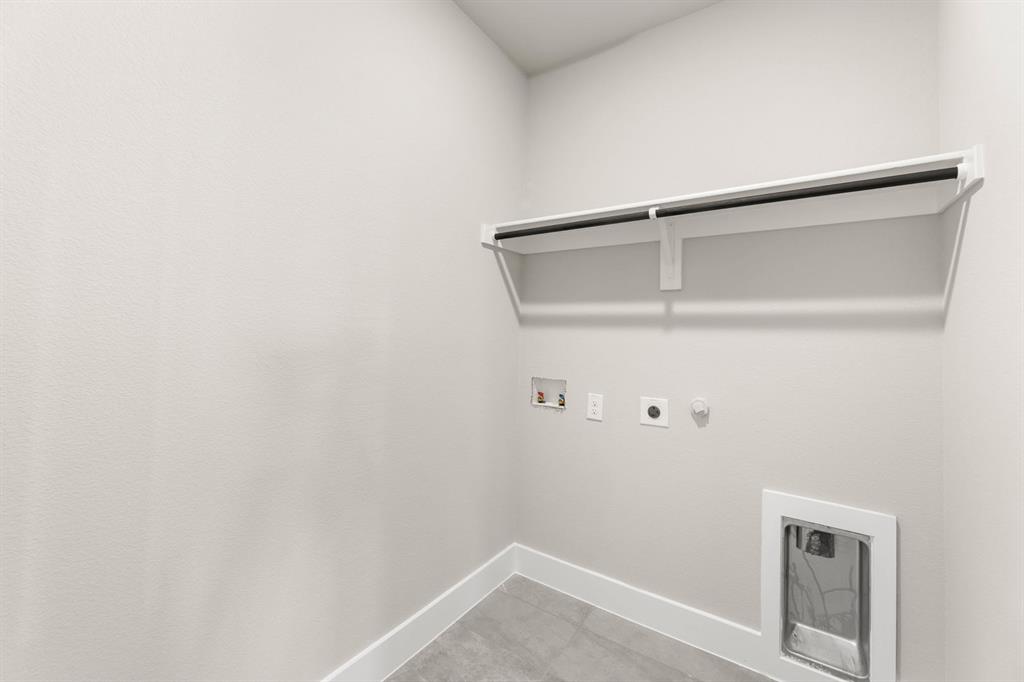 3723 Ironwood Property Photo 9