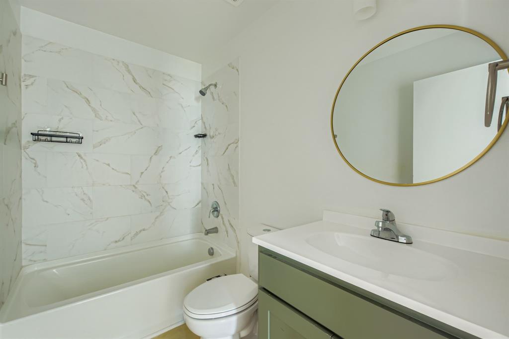 304 Thomas Street Property Photo 7