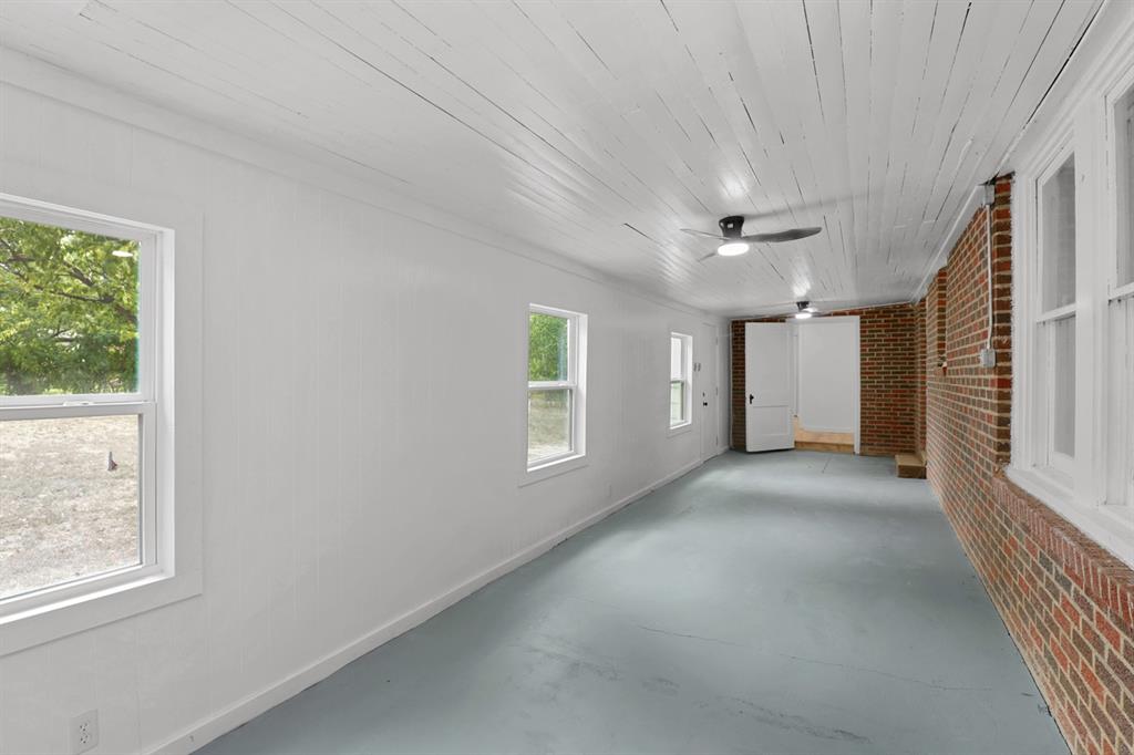 108 Miami Street Property Photo 12