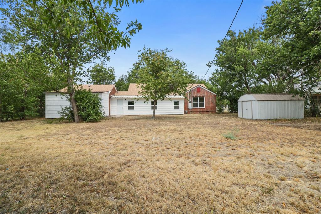 108 Miami Street Property Photo 28