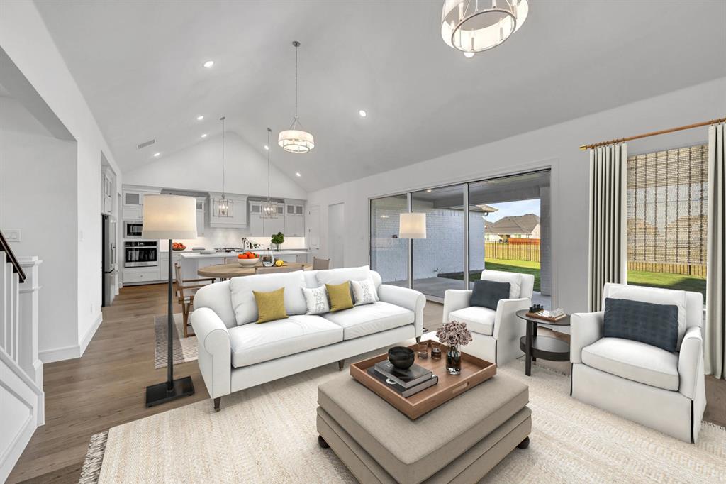 11532 Ely Place Property Photo 4