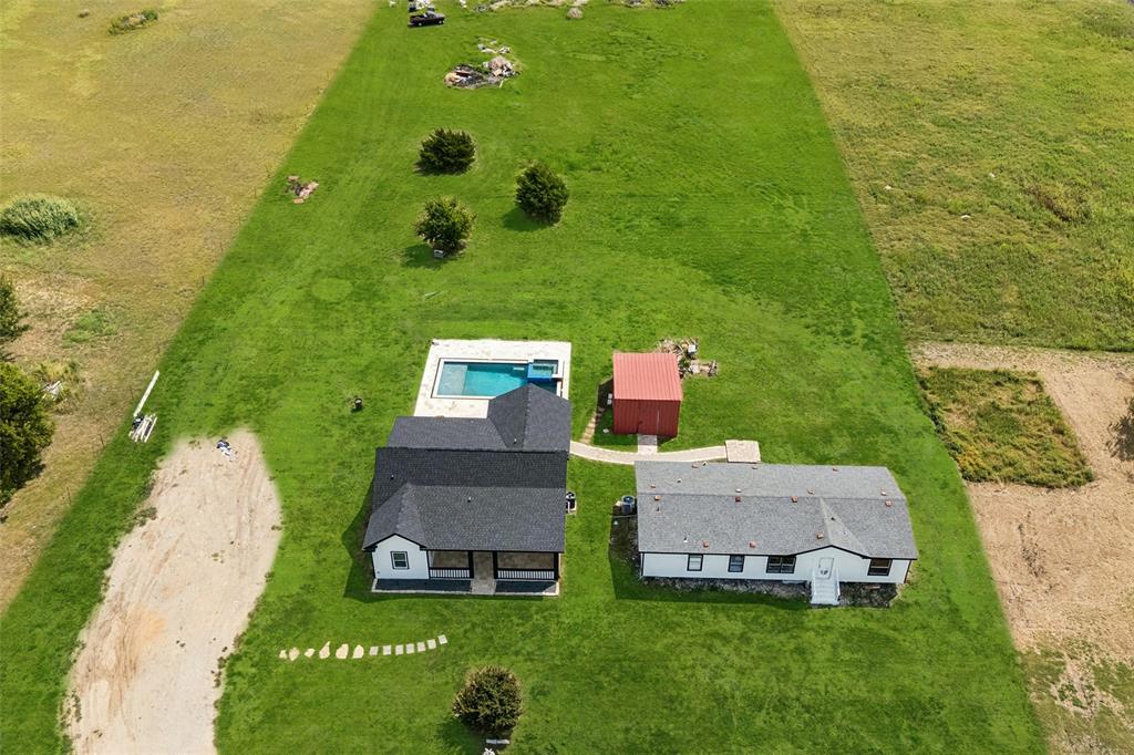 1714 County Road 658 Property Photo 1