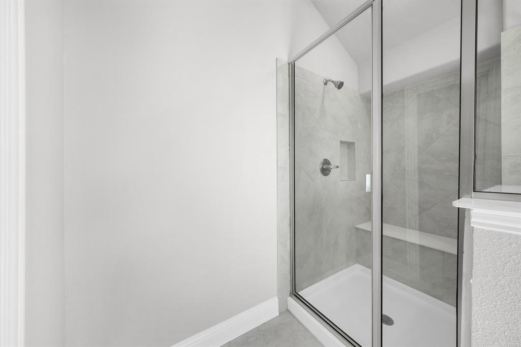 3812 Arrowchop Drive Property Photo 19