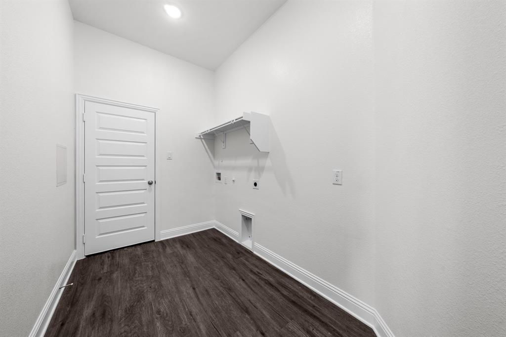 3812 Arrowchop Drive Property Photo 22