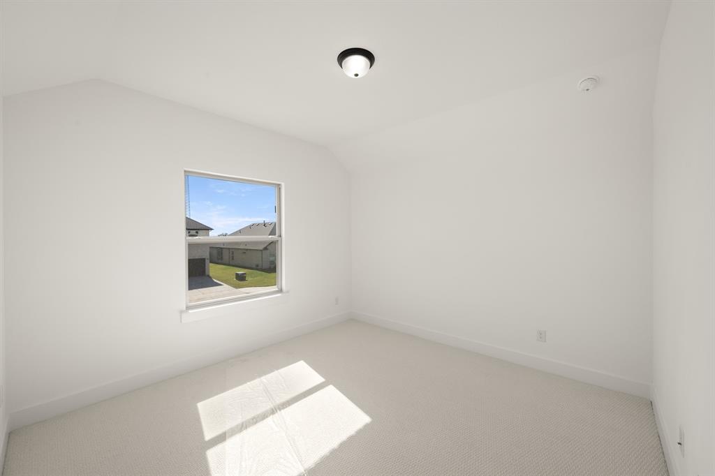 3549 Ironwood Street Property Photo 15