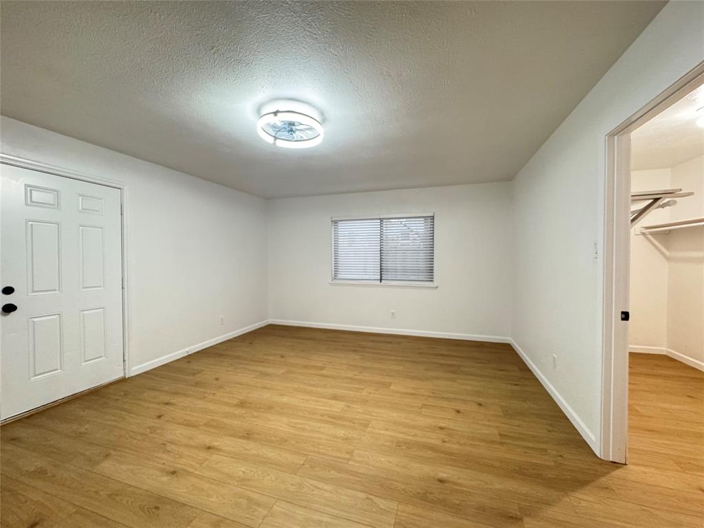 2914 Sweet Gum Street Property Photo 12