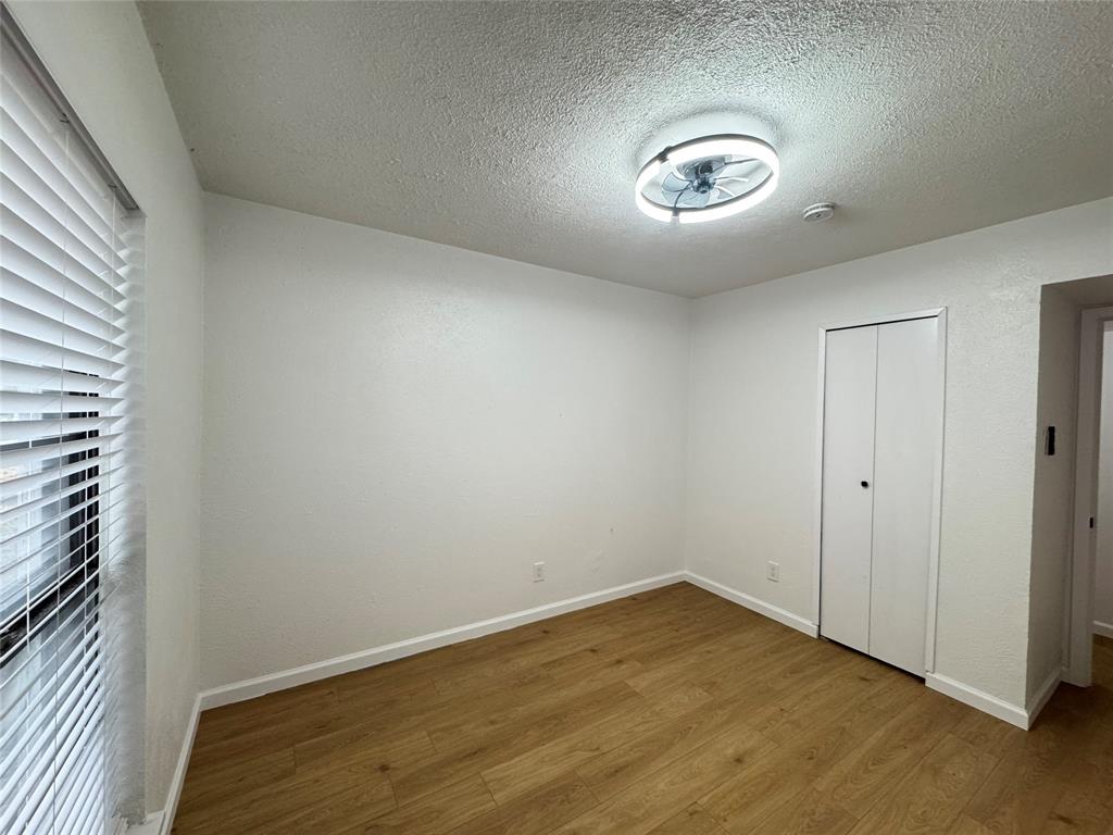 2914 Sweet Gum Street Property Photo 15