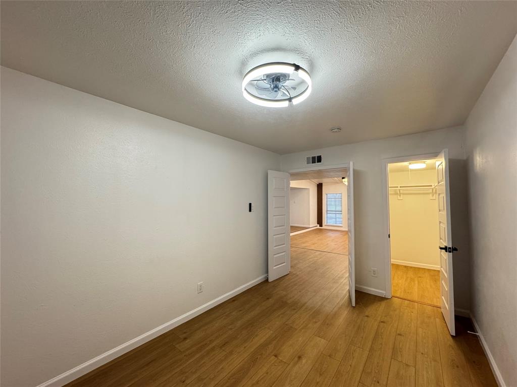 2914 Sweet Gum Street Property Photo 17