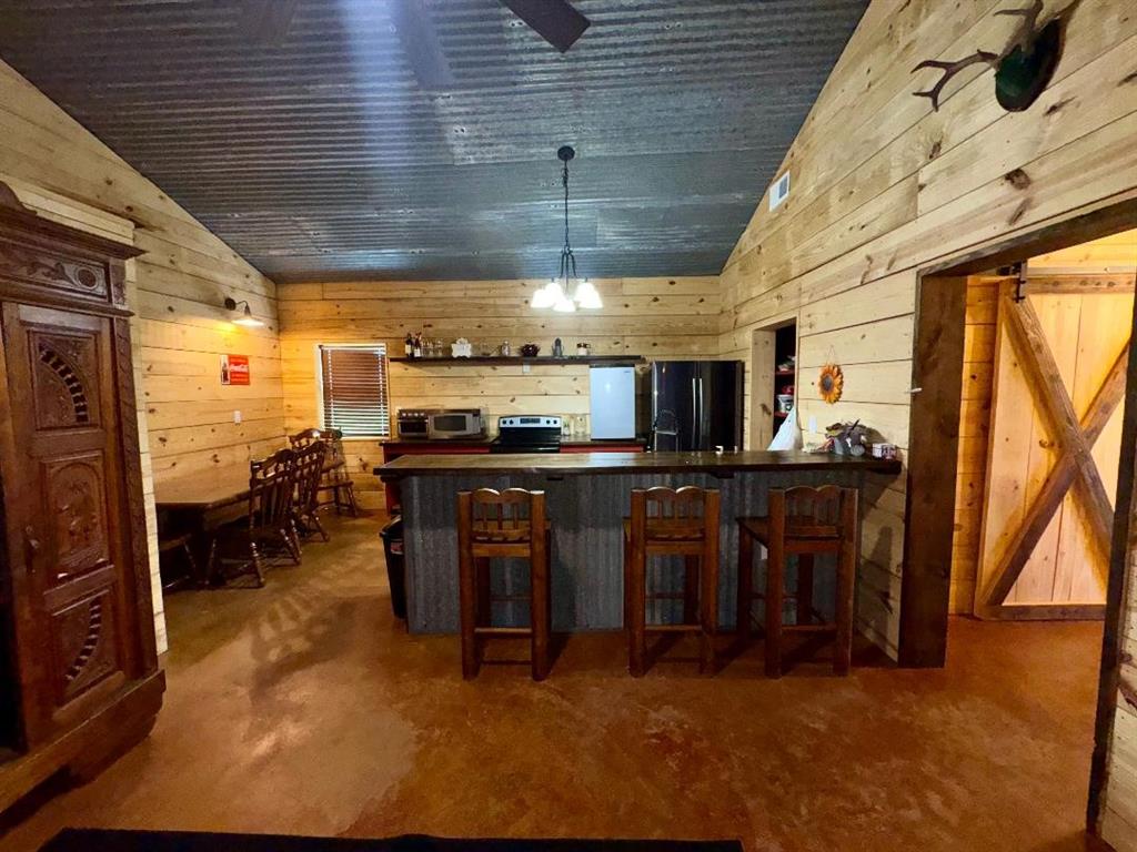 323 Slaughter Road Property Photo 9