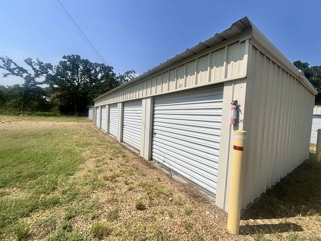 502 Peach Tree Road Property Photo 11