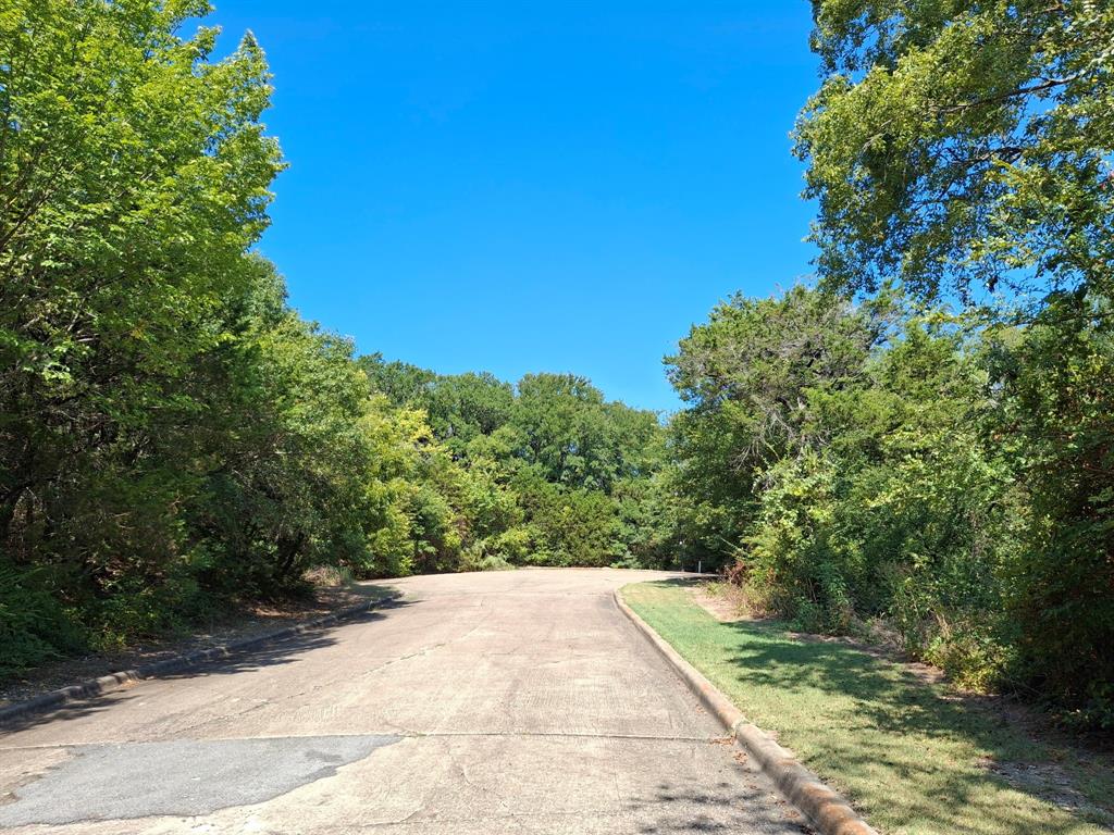 606 Mulberry Court Property Photo 2
