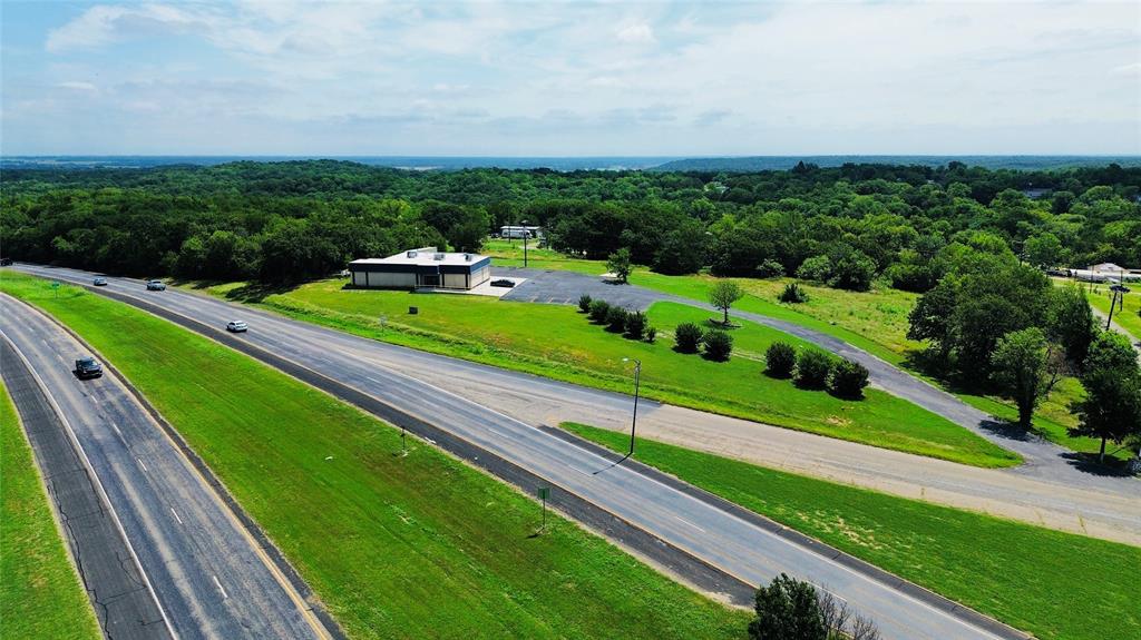 1020 N Us Highway 69 Property Photo 14