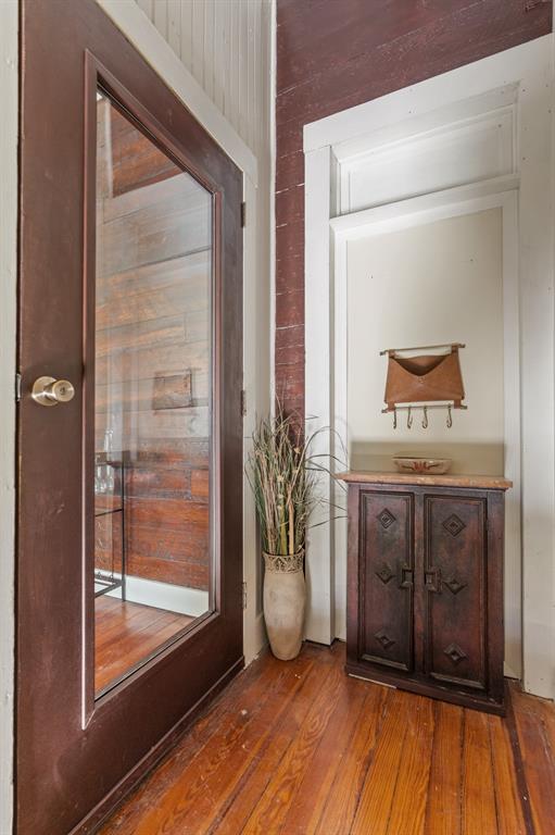 114 N Avenue D Property Photo 20