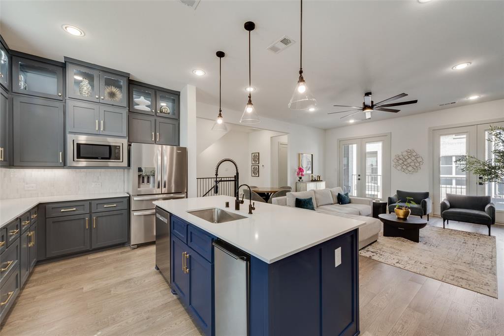 2651 Carmelita Street Property Photo 4