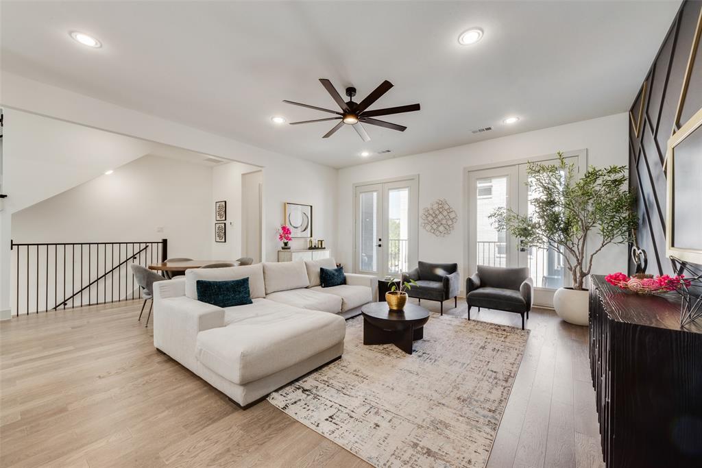 2651 Carmelita Street Property Photo 5