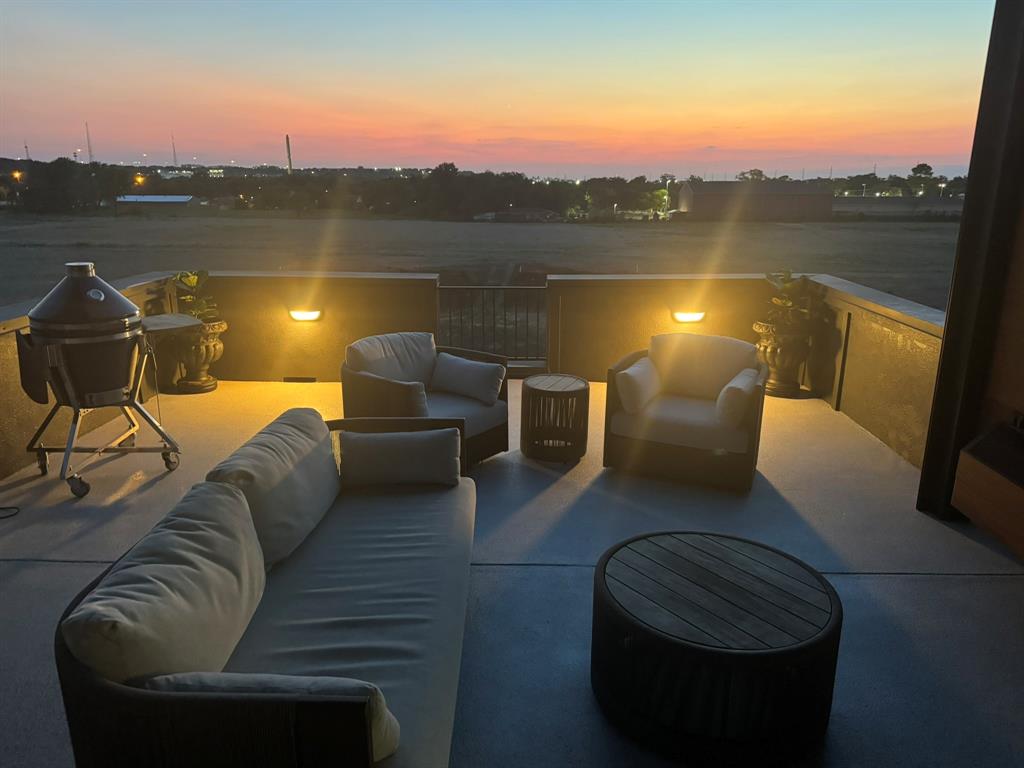 2651 Carmelita Street Property Photo 30