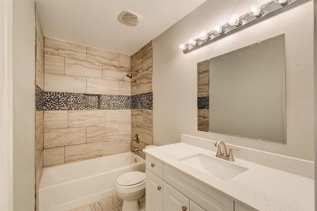 9729 Manassas Road Property Photo 6