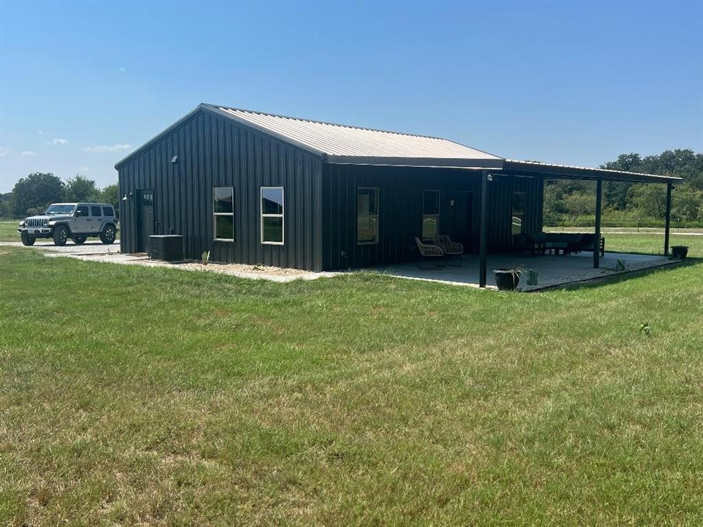 495 Fm 933 Property Photo 1