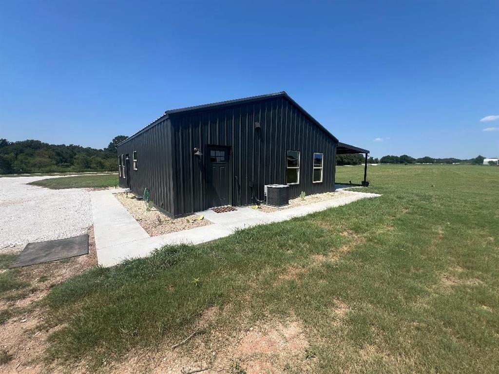 495 Fm 933 Property Photo 3