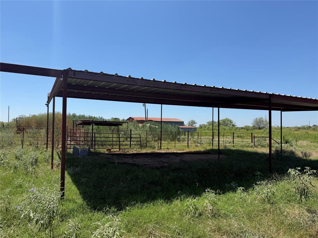 495 Fm 933 Property Photo 33
