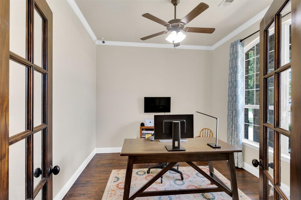 402 Belmont Drive Property Photo 3