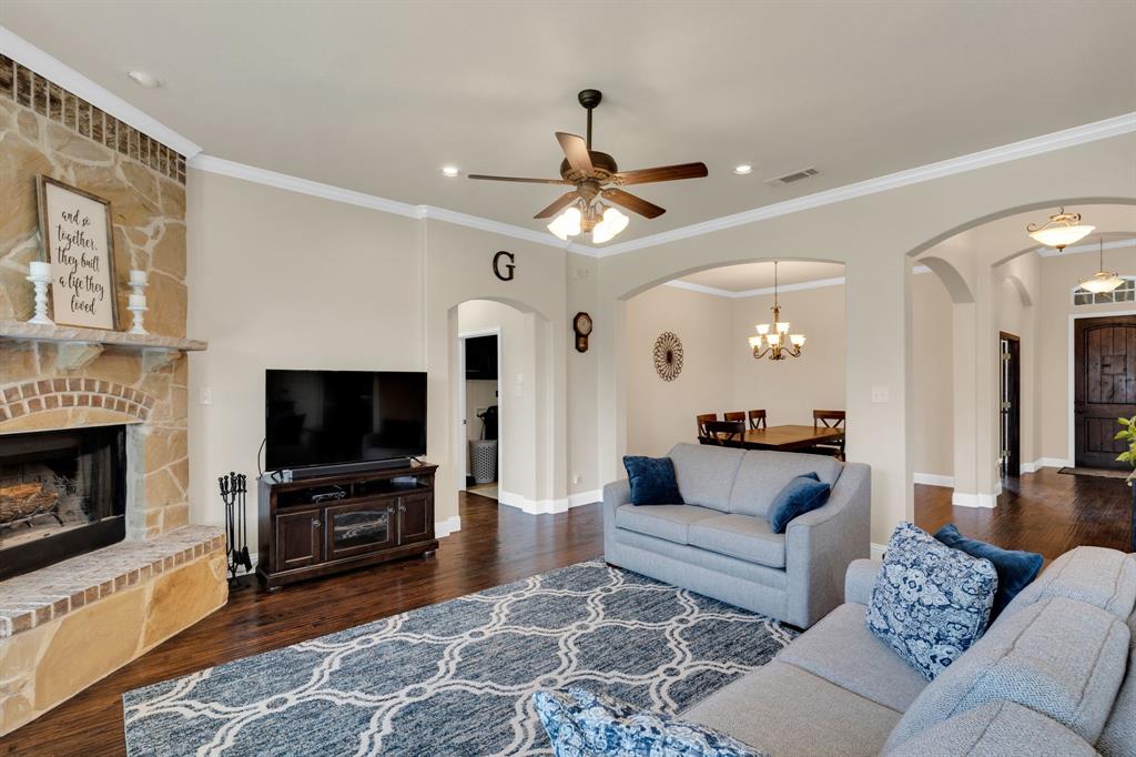 402 Belmont Drive Property Photo 4