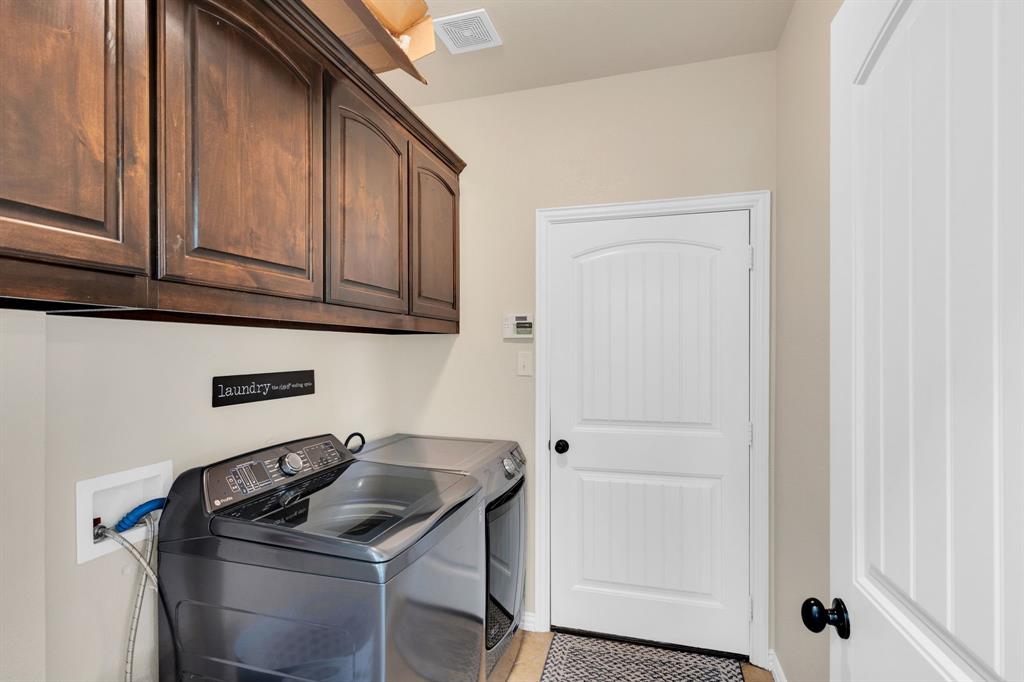 402 Belmont Drive Property Photo 15