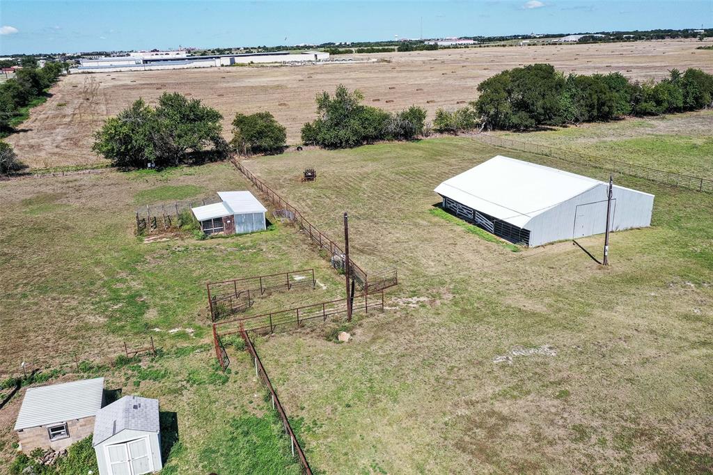681 Fm 2264 Road Property Photo 31