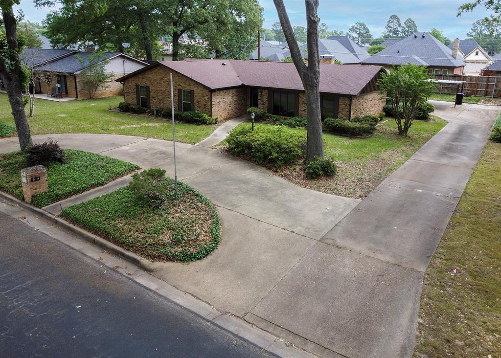 610 Rockwall Drive Property Photo 1