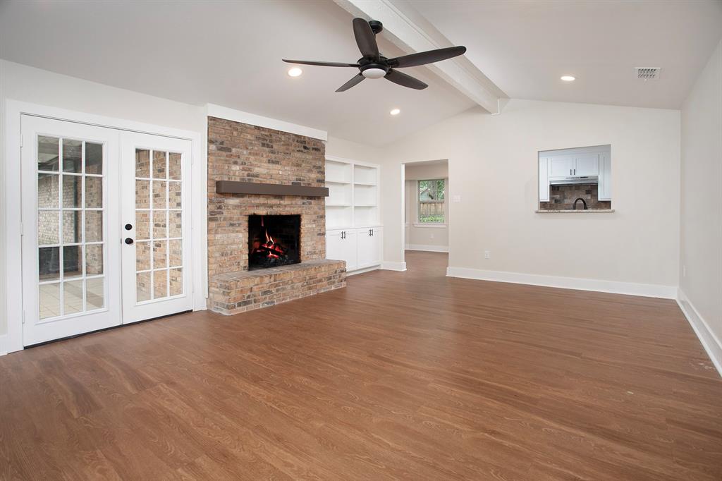 610 Rockwall Drive Property Photo 2