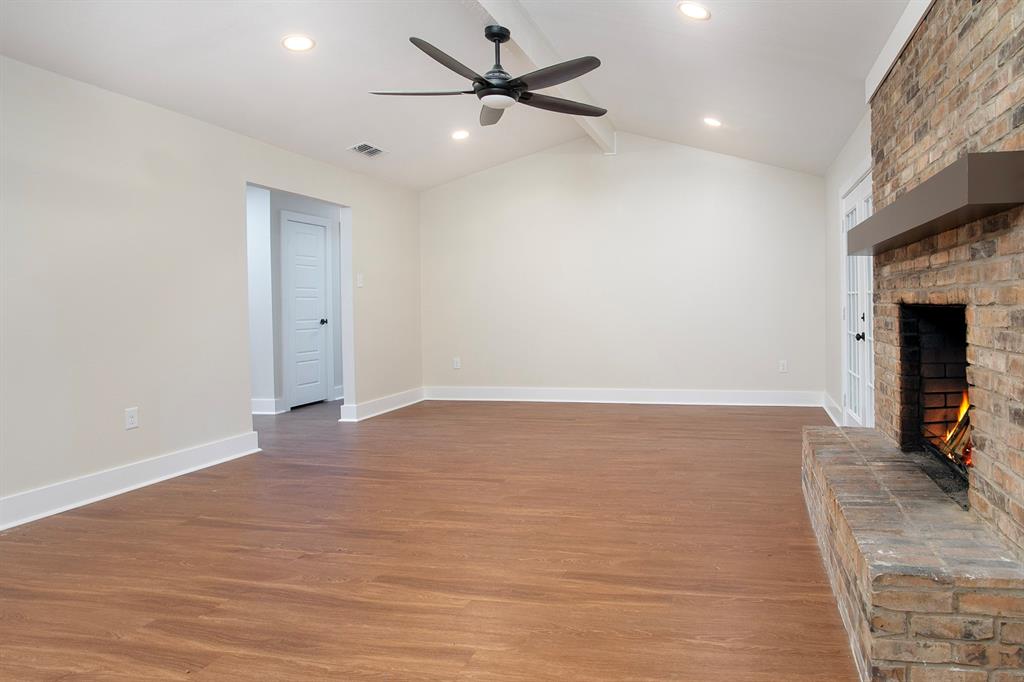 610 Rockwall Drive Property Photo 4