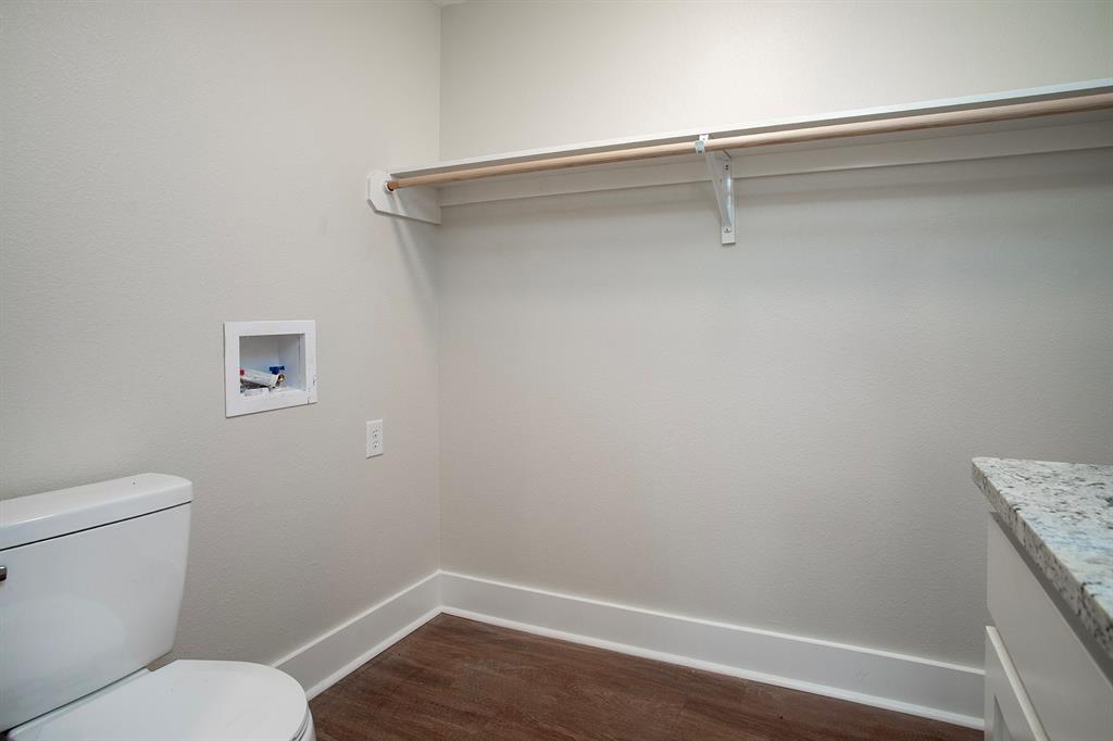 610 Rockwall Drive Property Photo 6