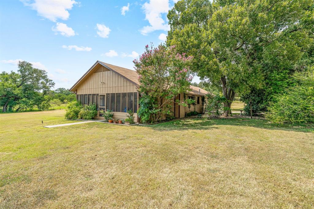 15061 Highway 6 Property Photo 1
