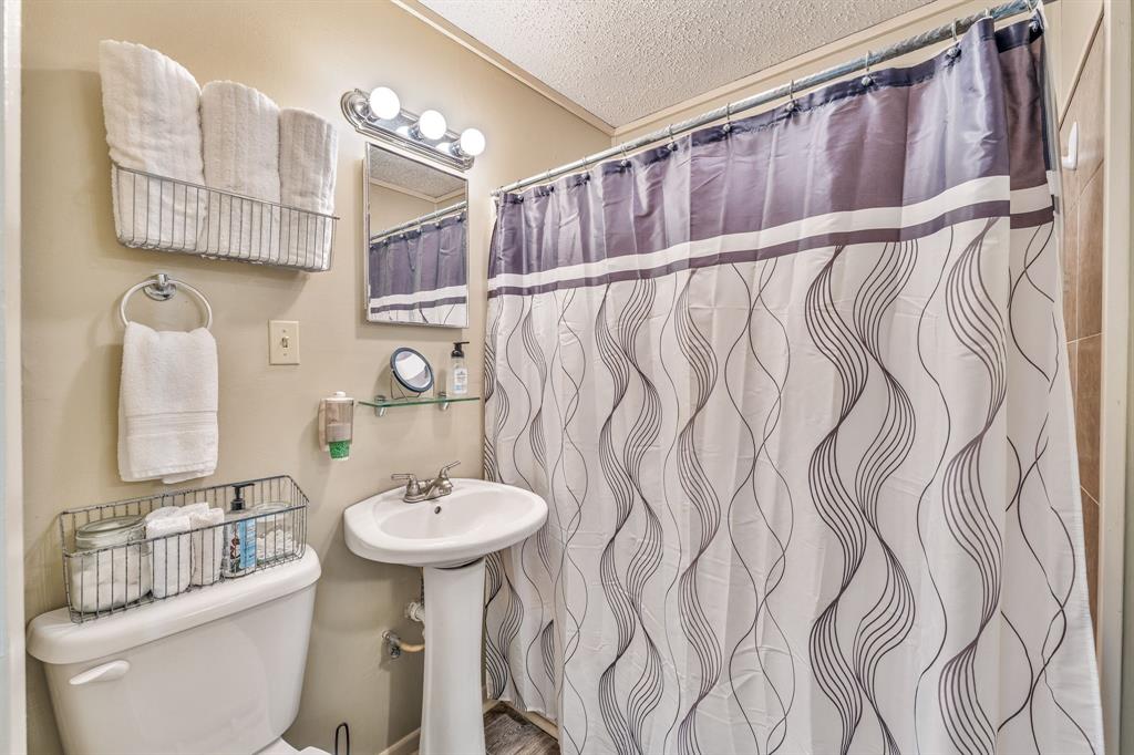 15061 Highway 6 Property Photo 14