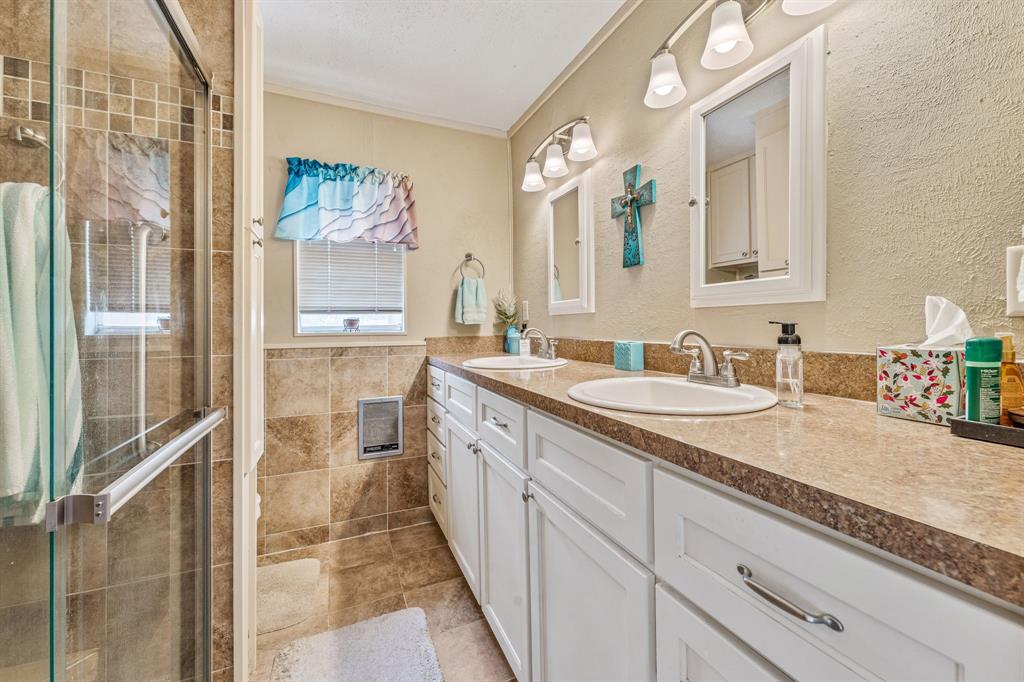 15061 Highway 6 Property Photo 25